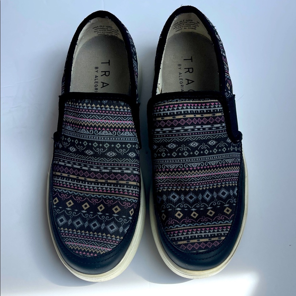 TRAQ by Alegria Womens Slip-On Loafers‎ Sneakers 36 6-6.5